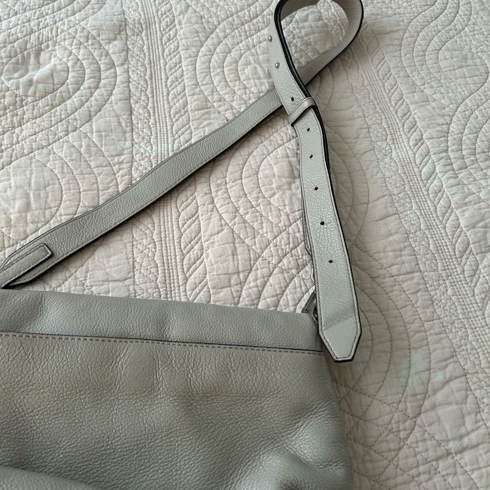 Michael Kors grey/taupe bag. Multiple inside pockets. No marks or flaws. - Picture 15 of 15